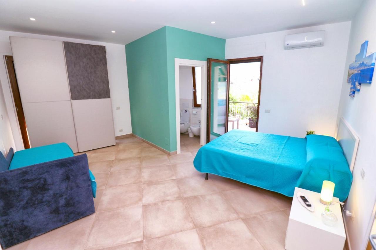 Guest House Rione Cappuccini Сант'Агнело Екстериор снимка